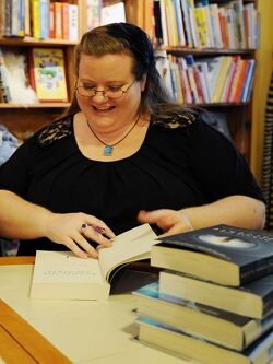 Beth Revis