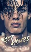 Crossed Sinners, Tome 1 : Riot House
