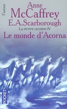 Couverture de La Petite Licorne, Tome 4 : Le Monde d'Acorna