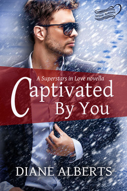 Couverture de Superstars in Love, Tome 1 : Captivated by You