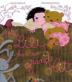 Couverture de Petite Lili dans son grand lit