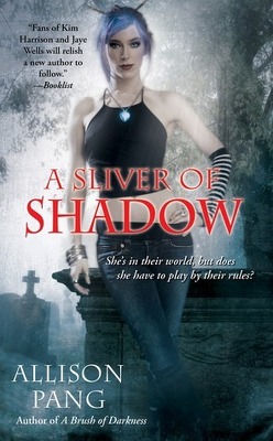 Couverture de Abby Sinclair, Tome 2 : A Sliver of Shadow