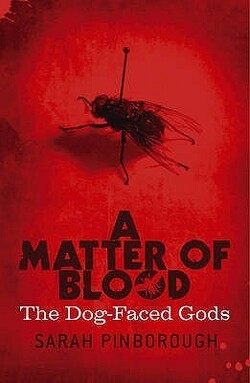 Couverture de The Dog-Faced Gods, Tome 1 : A Matter Of Blood