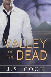 Couverture de Valley of the Dead